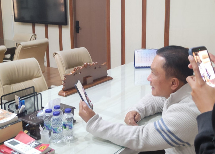 Jemaah Umrah Kuningan Gagal Berangkat Akibat Visa, Bupati Dian Telepon Pemilik Travel