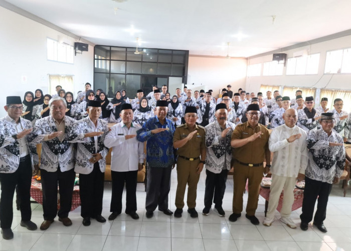 Guru Garda Terdepan SDM, Bupati Dian Dorong Sinergi Pendidikan Kuningan