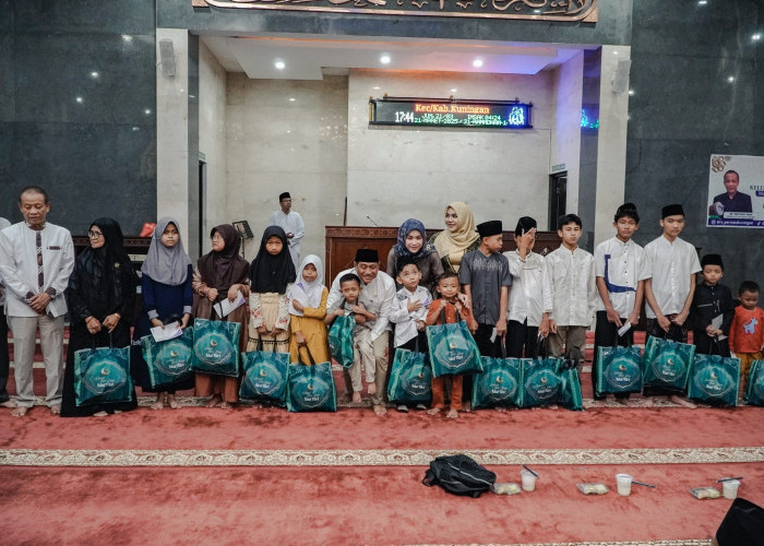 RS Permata Kuningan Gelar Bukber Sekaligus Santunan untuk Anak Yatim-Piatu