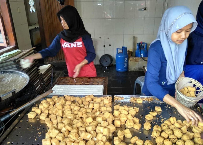 Tahu Kopeci, Makanan Khas Kuningan yang Gurih, Lembut dan Mempunyai Manfaat untuk Kesehatan