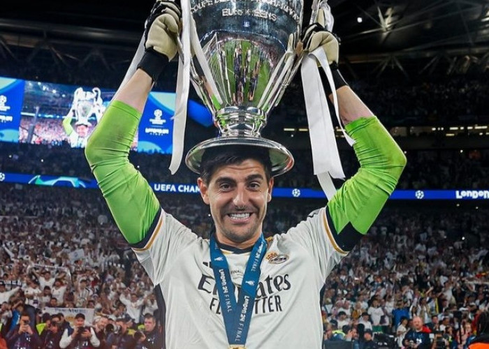 Legenda MU Rio Ferdinand Beri Pujian Buat Kiper Madrid, Thibaut Courtois: Penampilannya Solid!