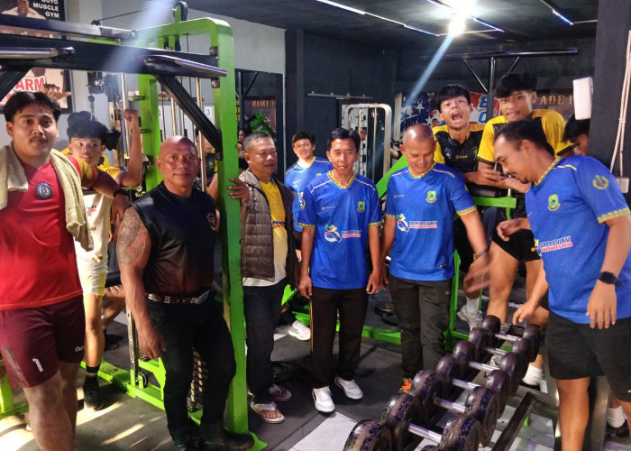 Bukan Cuma Taktik! Tim Sepak Bola Kuningan Genjot Fisik Jelang Porprov