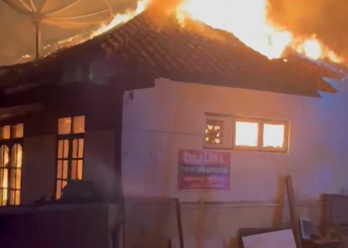 Rumah Warga Purwawinangun Ludes Terbakar, Kerugian Capai Rp223,5 Juta