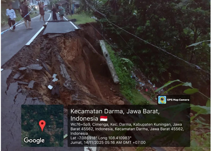 Tembok Penahan Tebing di Desa Cimenga Longsor, Setengah Badan Jalan Ambruk