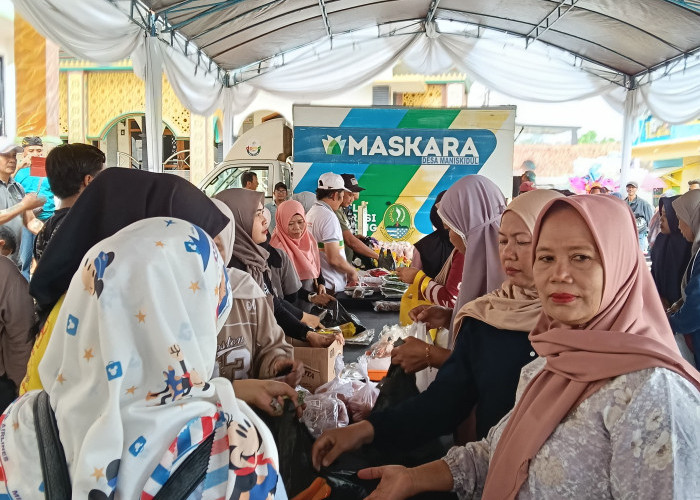 Warga Singkup Borong Beras, Minyak dan Daging GPM, Kades Singkup: Hatur Nuhun Pak Bupati