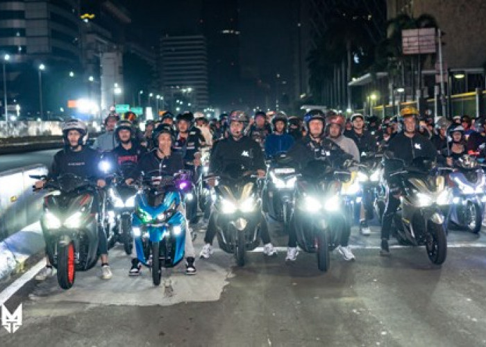 Jakarta Bergetar, Ribuan Biker AEROX Banjiri Ruas Jalan Kota di Malam Hari