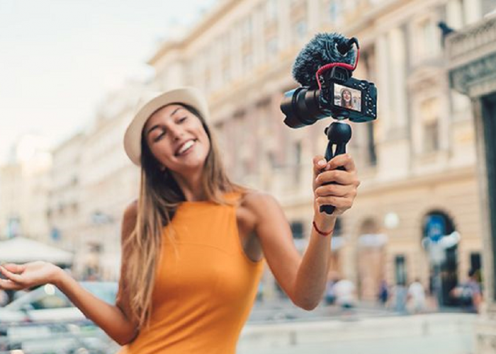 Ini Dia 5 Rekomendasi Kamera Mirorless yang Cocok untuk Konten Vlogging!
