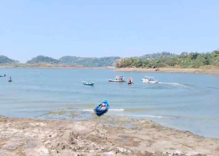 Pemancing Tenggelam di Bendungan Kuningan, Berusaha Kejar Joran yang Lepas