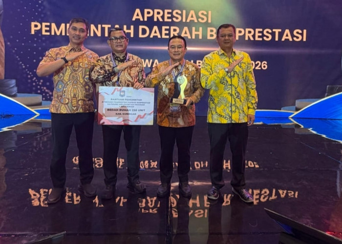 Program 3 Juta Rumah Kuningan Raih Terbaik II Jawa-Bali, Bupati Dian Diguyur Rp5 Miliar