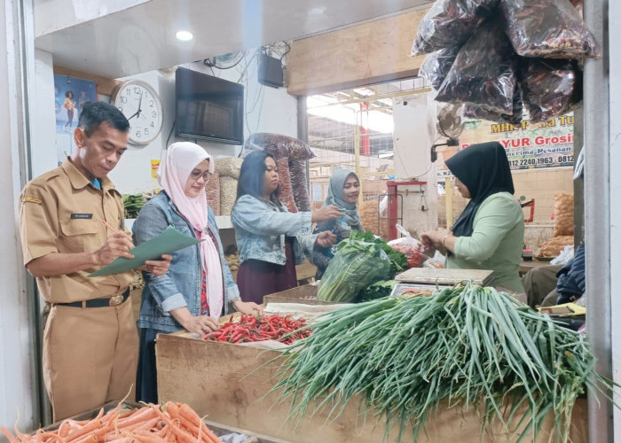 Sekolah Aktif, MBG Berjalan, Harga Daging Ayam di Kuningan Tembus Rp37 Ribu