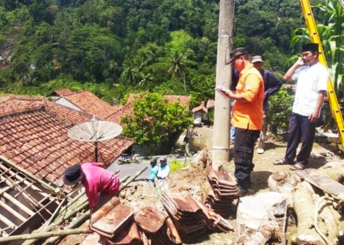 Empat Desa di Kuningan Dilanda Longsor, BPBD Ingatkan Warga Waspada