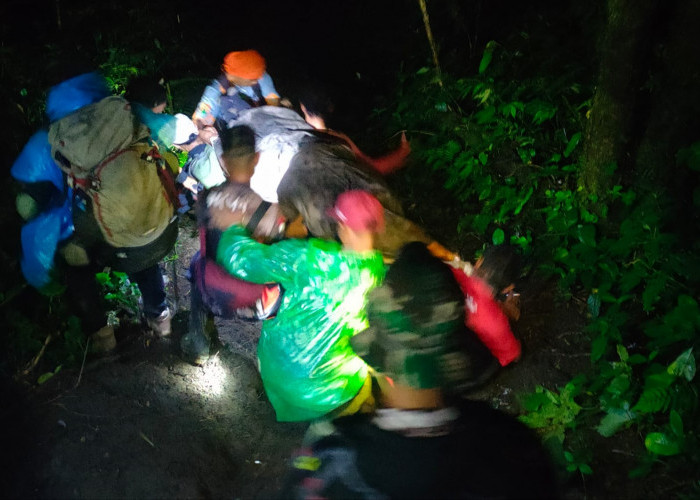 Pendaki Asal Bandung Meninggal Dunia di Gunung Ciremai, Sempat Pingsan