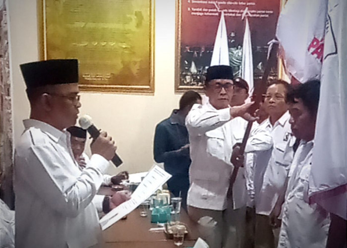 Siap Tempur di Pemilu 2024, Dede Ismail Lantik 32 PAC Gerindra