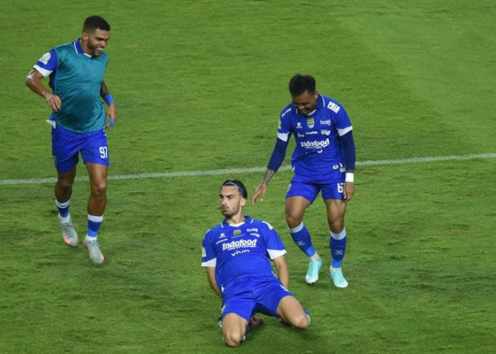 Jelang Persib vs Lion City: Maung Bandung Berangkat ke Singapura Hari Ini, Cek Prediksi Pemain