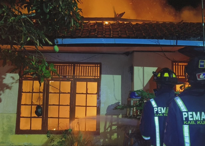 Kebakaran Konveksi di Sindang Agung Kuningan, Kerugian Ditaksir Capai Rp360 Juta