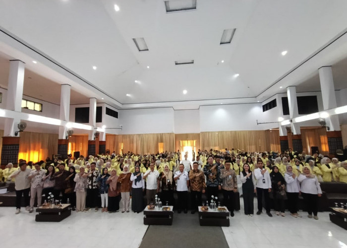 OJK Kick Off Literasi Keuangan di Uniku, Bupati Sebut Kuningan Timur Rawan Judol dan Pinjol