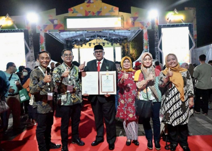 Penghargaan dari Presiden untuk Bupati Acep Purnama, Dianggap Sukses Majukan Koperasi dan UMKM di Kuningan