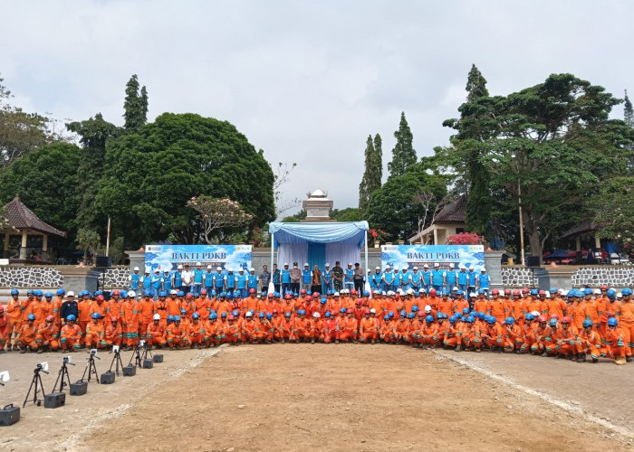 PLN Kerahkan 223 Personel PDKB di Kuningan, Listrik Tetap Andal
