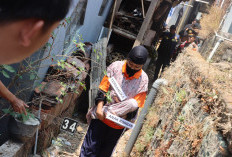 Rekonstruksi Kasus Pembuangan Bayi di Kuningan, Tersangka Peragakan 45 Adegan