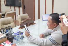 Jemaah Umrah Kuningan Gagal Berangkat Akibat Visa, Bupati Dian Telepon Pemilik Travel