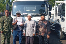 31 Desa di Kuningan Terima Truk Operasional Koperasi Desa