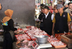 Jelang Nataru, Harga Daging Ayam dan Beras SPHP di Kuningan Naik