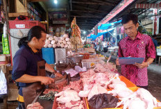 Pasca Mutasi Pejabat Pemkab Kuningan: Harga Daging Ayam dan Cabai Turun Mendadak di Pasar Tradisional