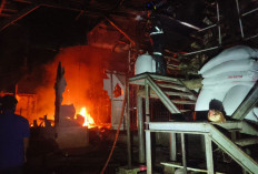 Kebakaran Gudang dan Mes Karyawan Peternakan Ayam di Kuningan, Diduga Akibat Korsleting Listrik