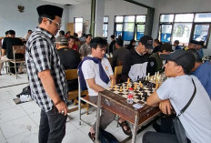 65 Atlet Ramaikan Liga Catur Bebeb Jius di Kuningan