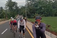Gowes 149 Km Lintas Jabar–Jateng, Menyusuri Jalan Mulus Era KDM hingga Tugu Tapal Batas Cibingbin