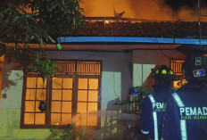 Kebakaran Konveksi di Sindang Agung Kuningan, Kerugian Ditaksir Capai Rp360 Juta