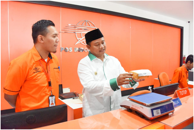 Wagub Jabar Tinjau Kantor Pos Tasikmalaya