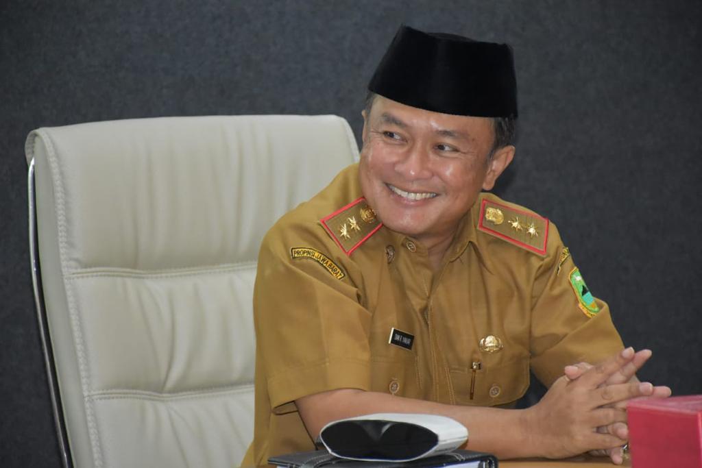 Senin, Open Biding Dibuka Online