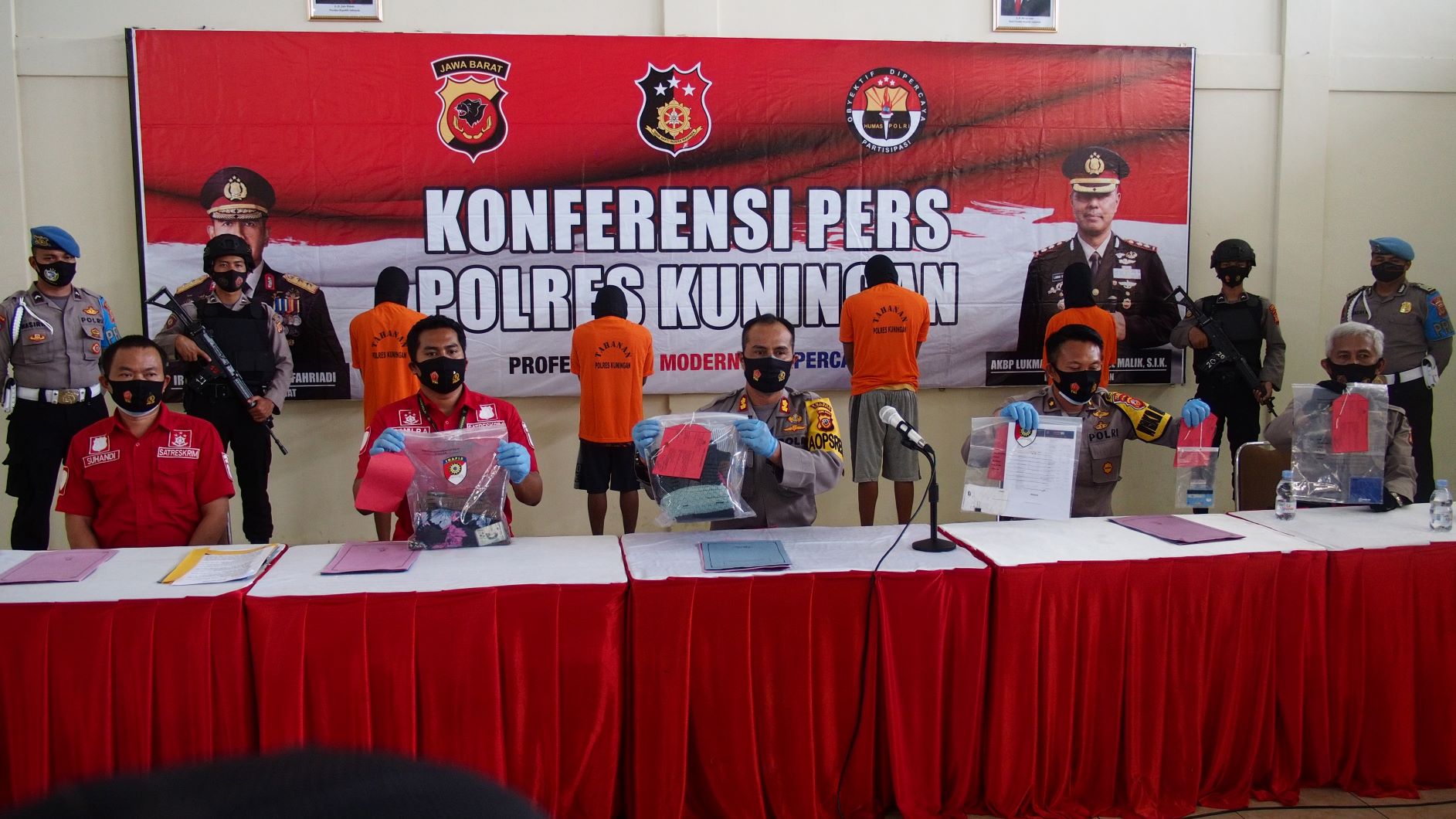 Dicekoki Miras, ABG Digilir Empat Pemuda