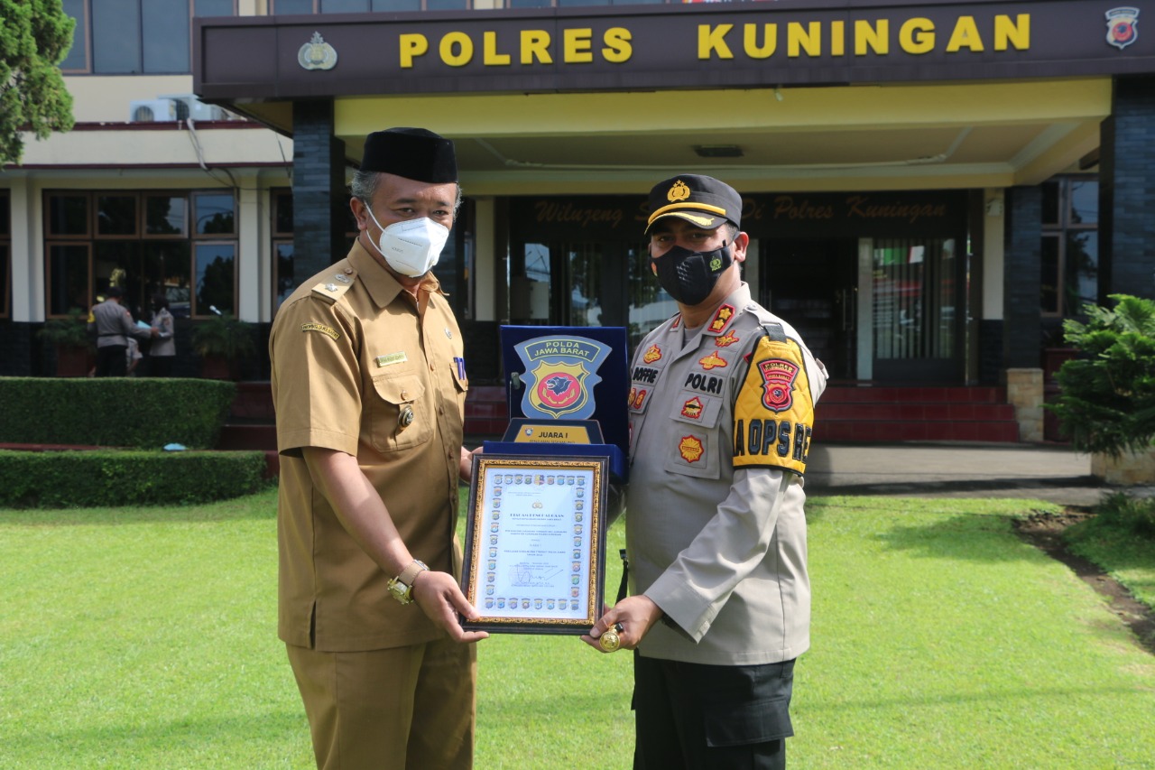 Luragungtonggoh Juara Siskamling Polda Jabar