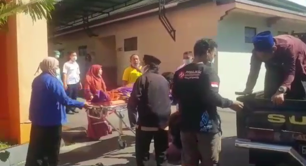 Viral Video Pasien Covid-19 Meninggal di RS KMC, Jenazah Dibawa Mobil Bak