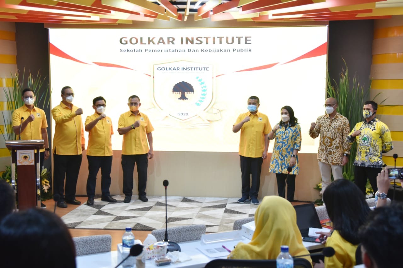 Airlangga Hartarto: Alumni Golkar Institute Harus Berani Ambil Peran Strategis Ekonomi Global