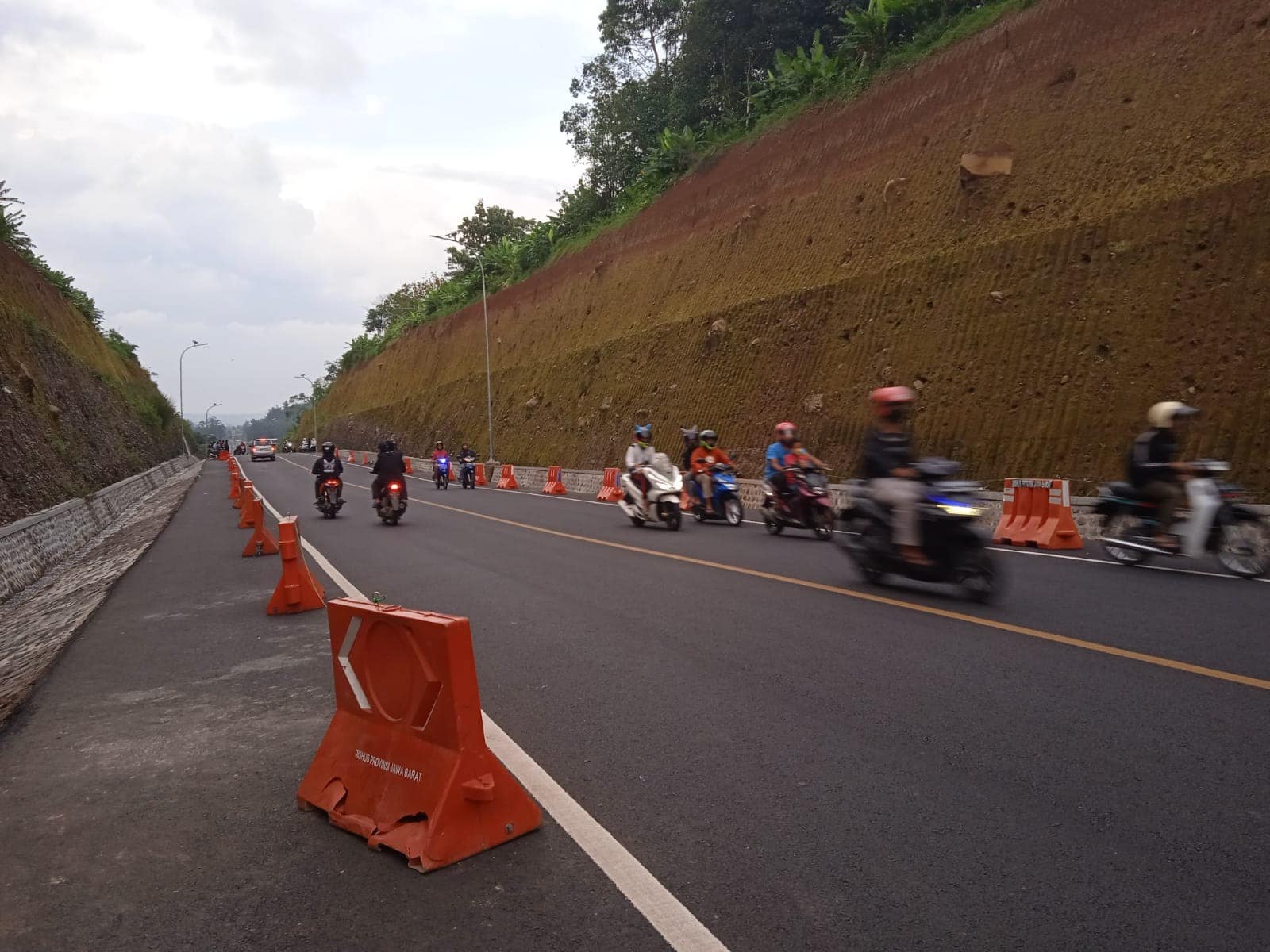 Jalintim Siap Dilintasi Pemudik, Bupati Acep: Libur Lebaran Nanti Tidak akan Ada Kemacetan Panjang