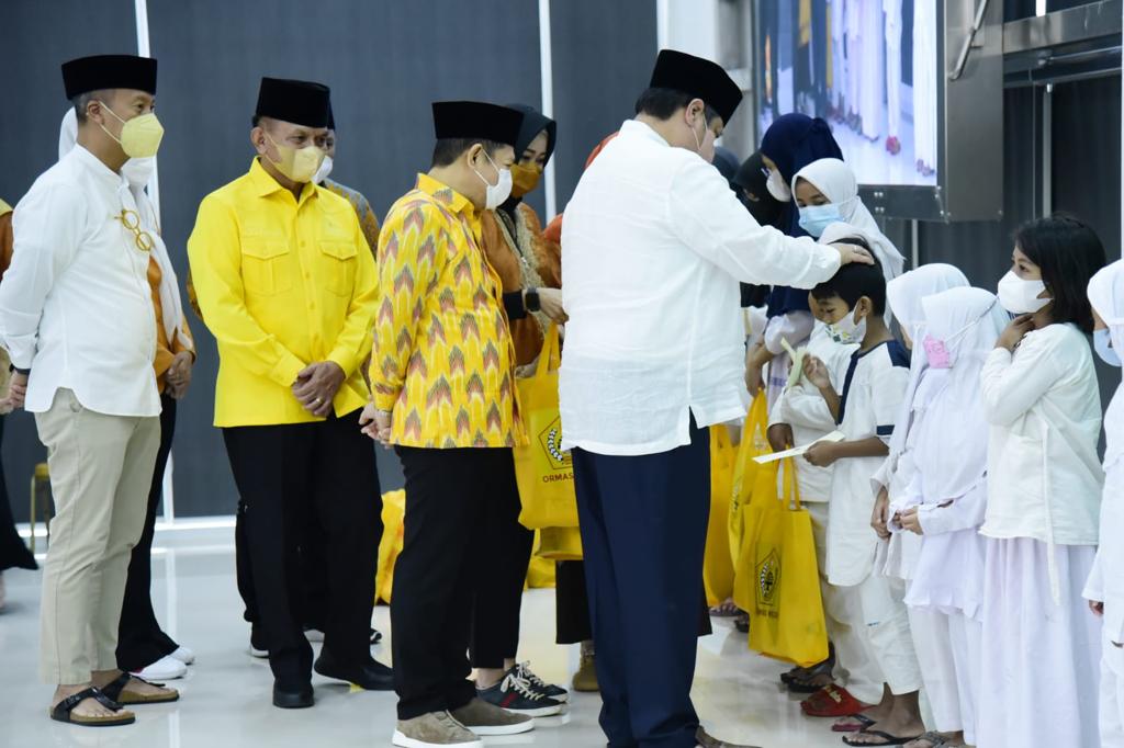 Santuni Anak Yatim Saat Ramadhan, Airlangga Didoakan Jadi Presiden 2024